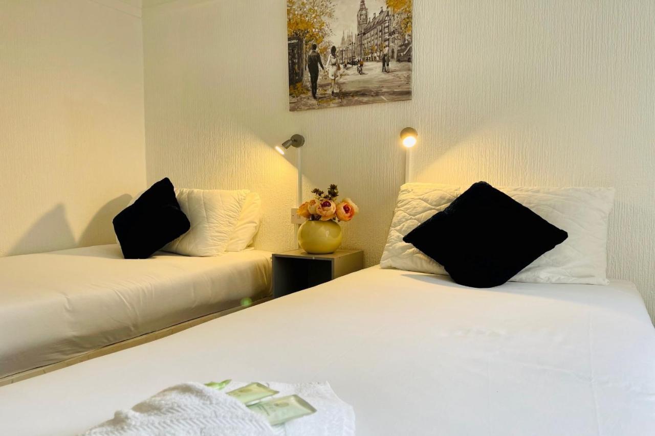 Oyo The Sun Hotel Скегнесс Экстерьер фото